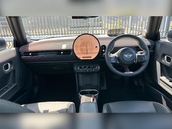 Used MINI Hatch 2024 for sale - 79062489: Photo