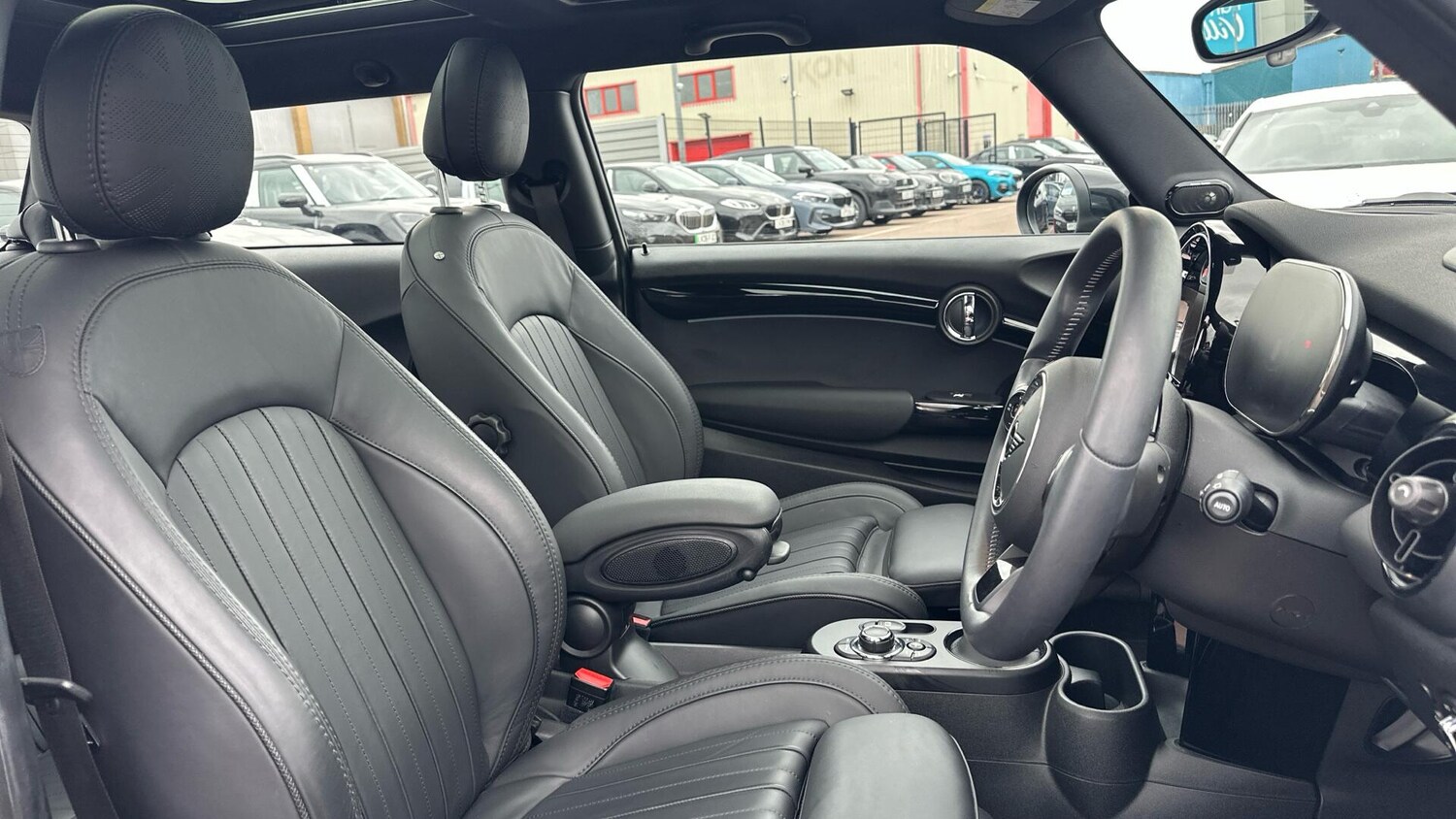 Used MINI Hatch 2023 for sale - 78034865: Photo 11