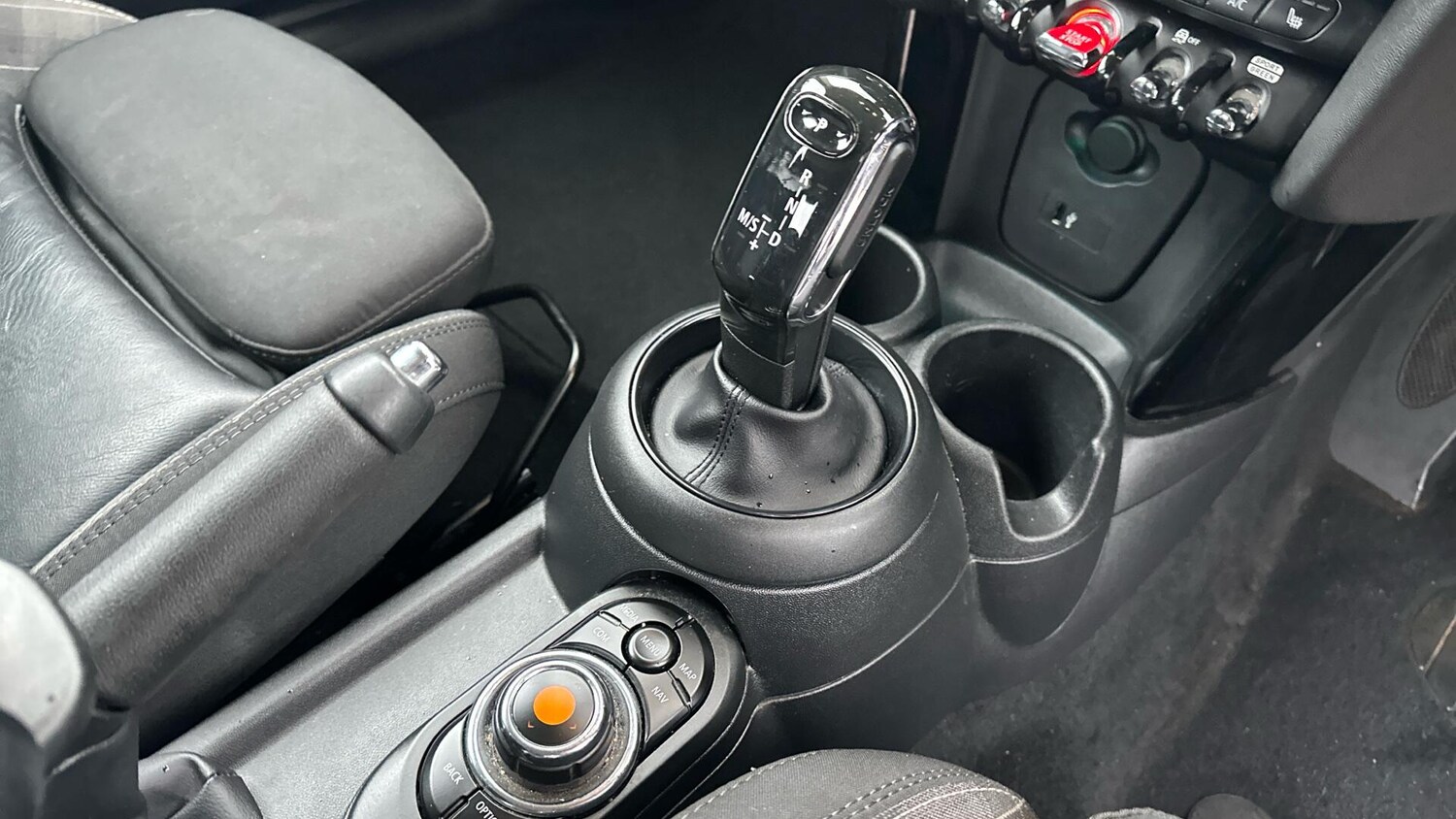 Used MINI Hatch 2019 for sale - 77604792: Photo 10