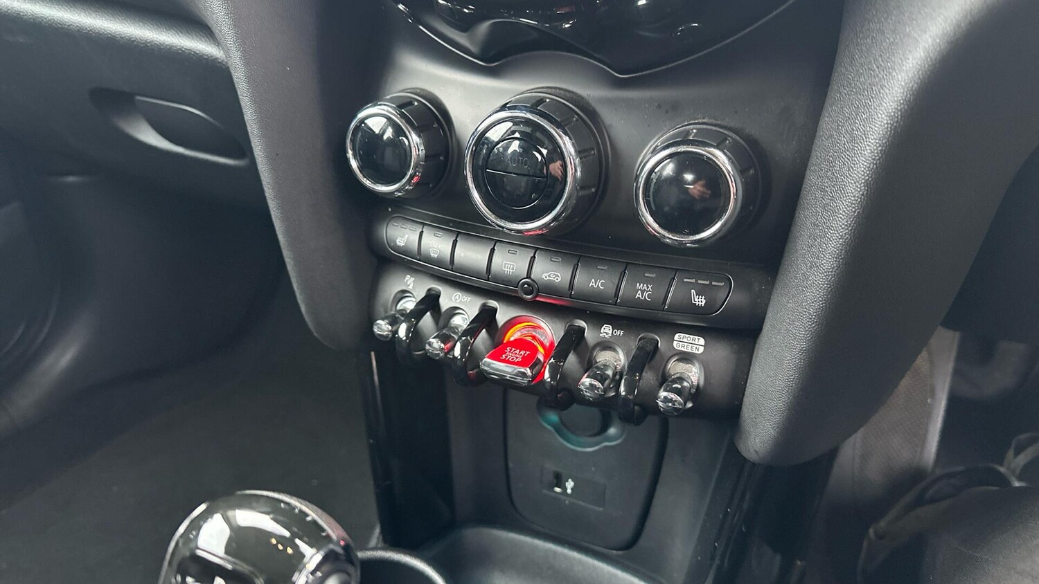 Used MINI Hatch 2019 for sale - 77604792: Photo 36