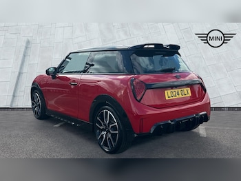 Used MINI Hatch 2024 for sale - 79484810: Photo