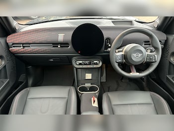 Used MINI Cooper 2024 for sale - 77604745: Photo