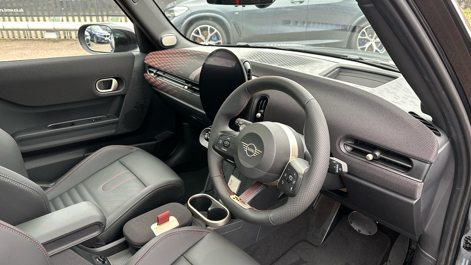 Used MINI Cooper 2024 for sale - 77604745: Photo 5