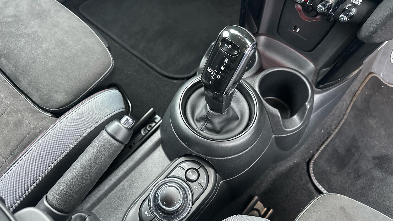 Used MINI Hatch 2022 for sale - 77604762: Photo 10