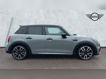 Used MINI Hatch 2022 for sale - 77604762: Photo