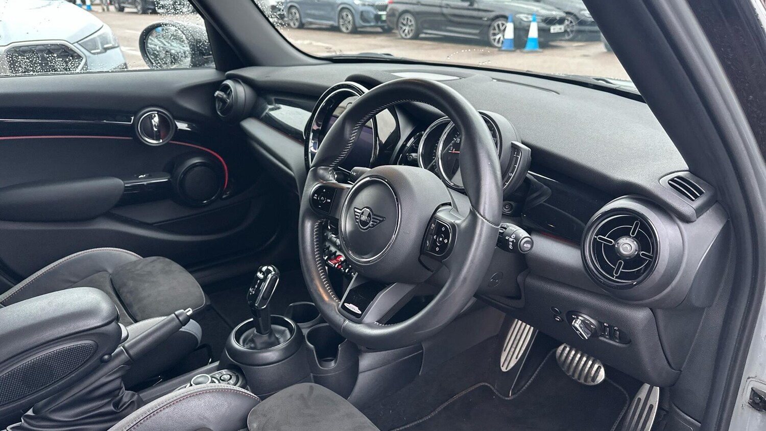 Used MINI Hatch 2022 for sale - 77604762: Photo 6