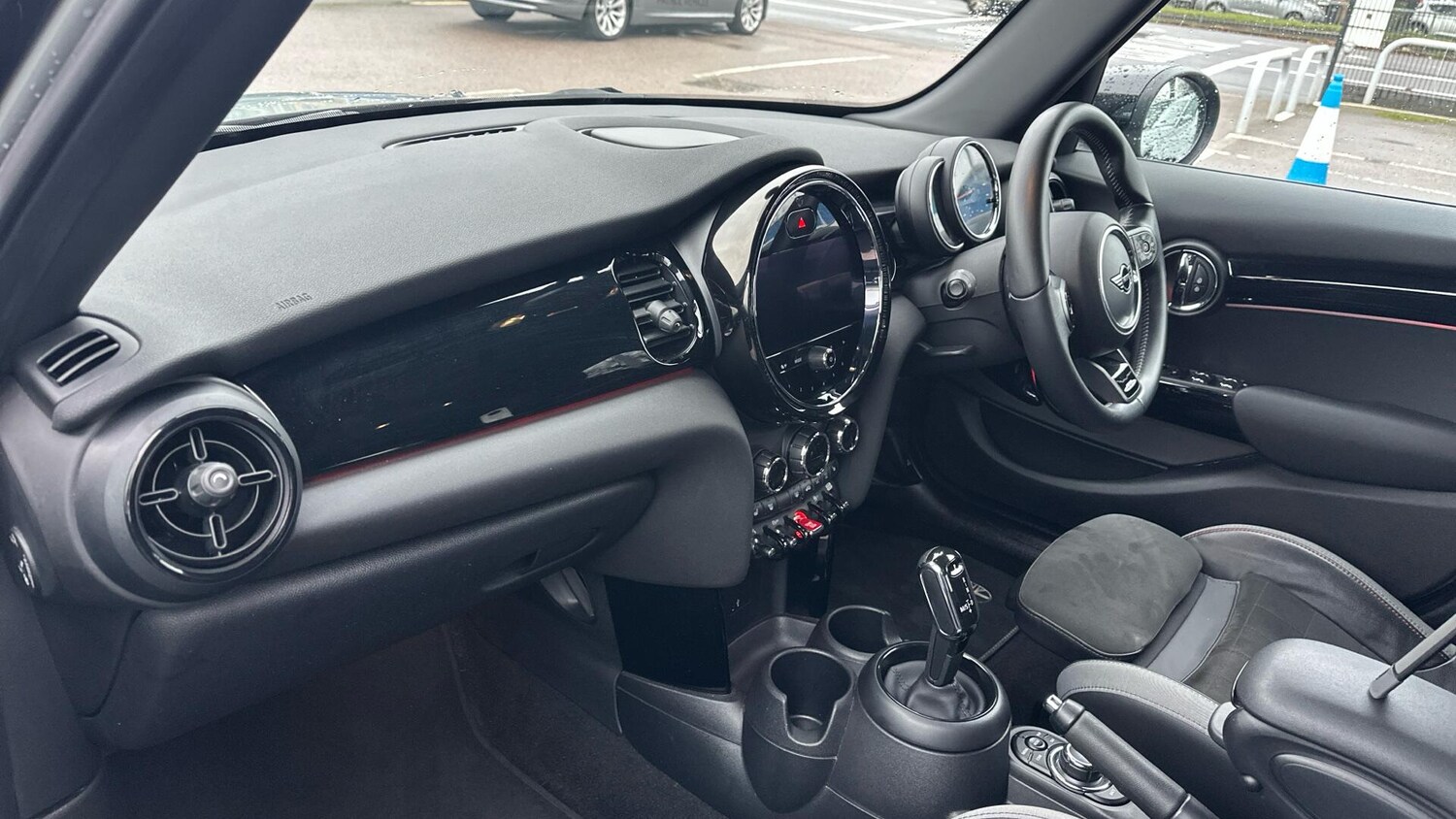 Used MINI Hatch 2022 for sale - 77604762: Photo 7