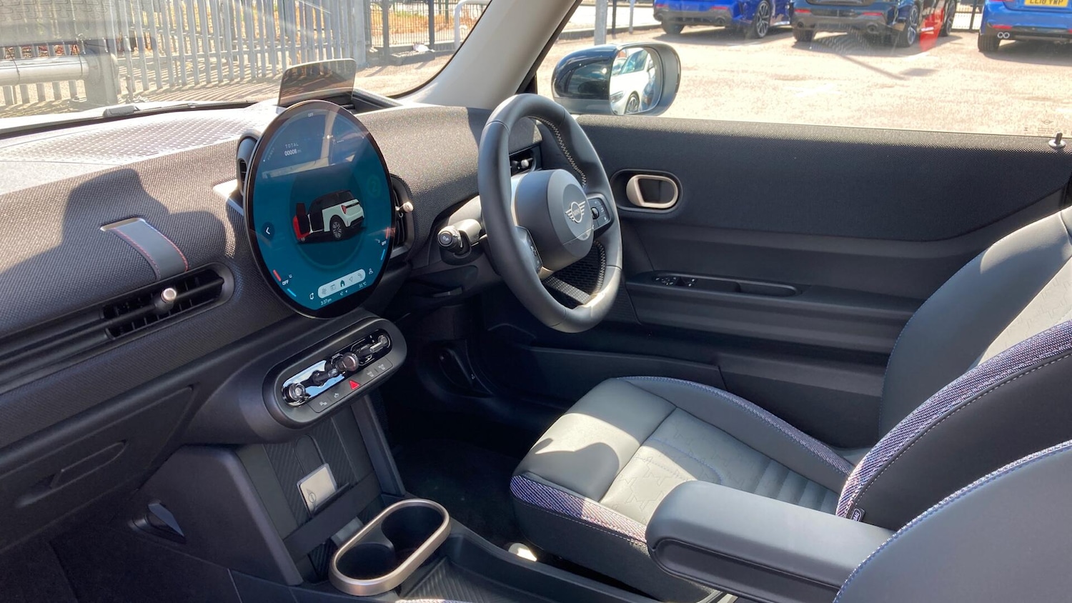 Used MINI Cooper 2024 for sale - 77633140: Photo 7