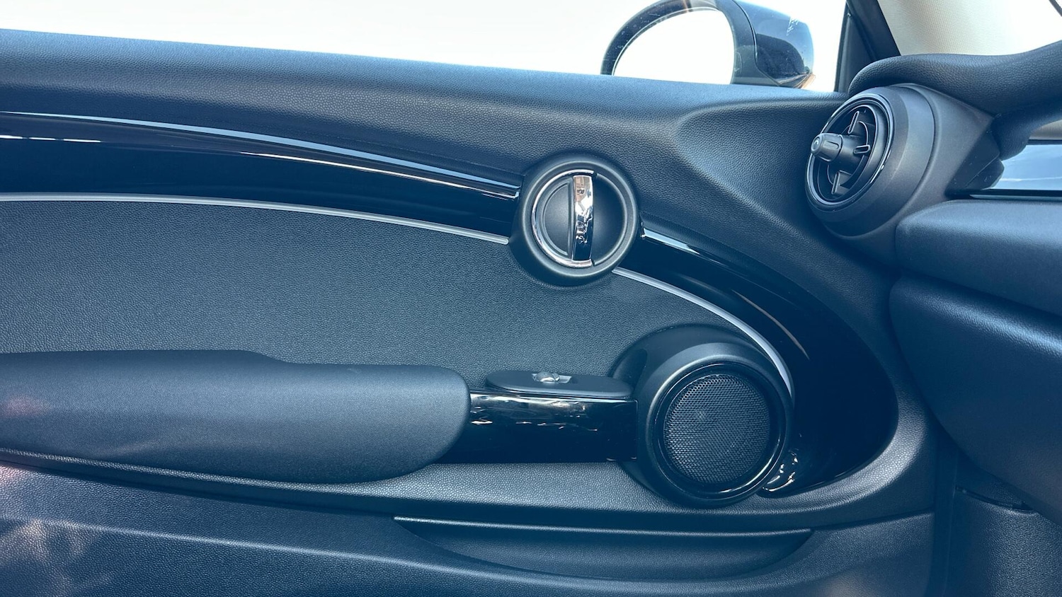 Used MINI Hatch 2022 for sale - 78058335: Photo 27