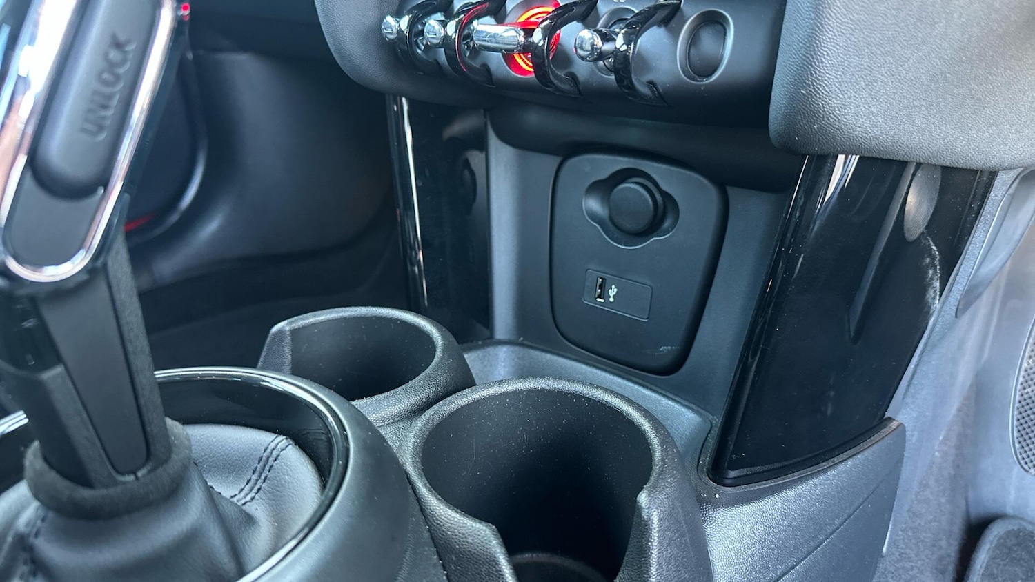 Used MINI Hatch 2022 for sale - 78058401: Photo 25