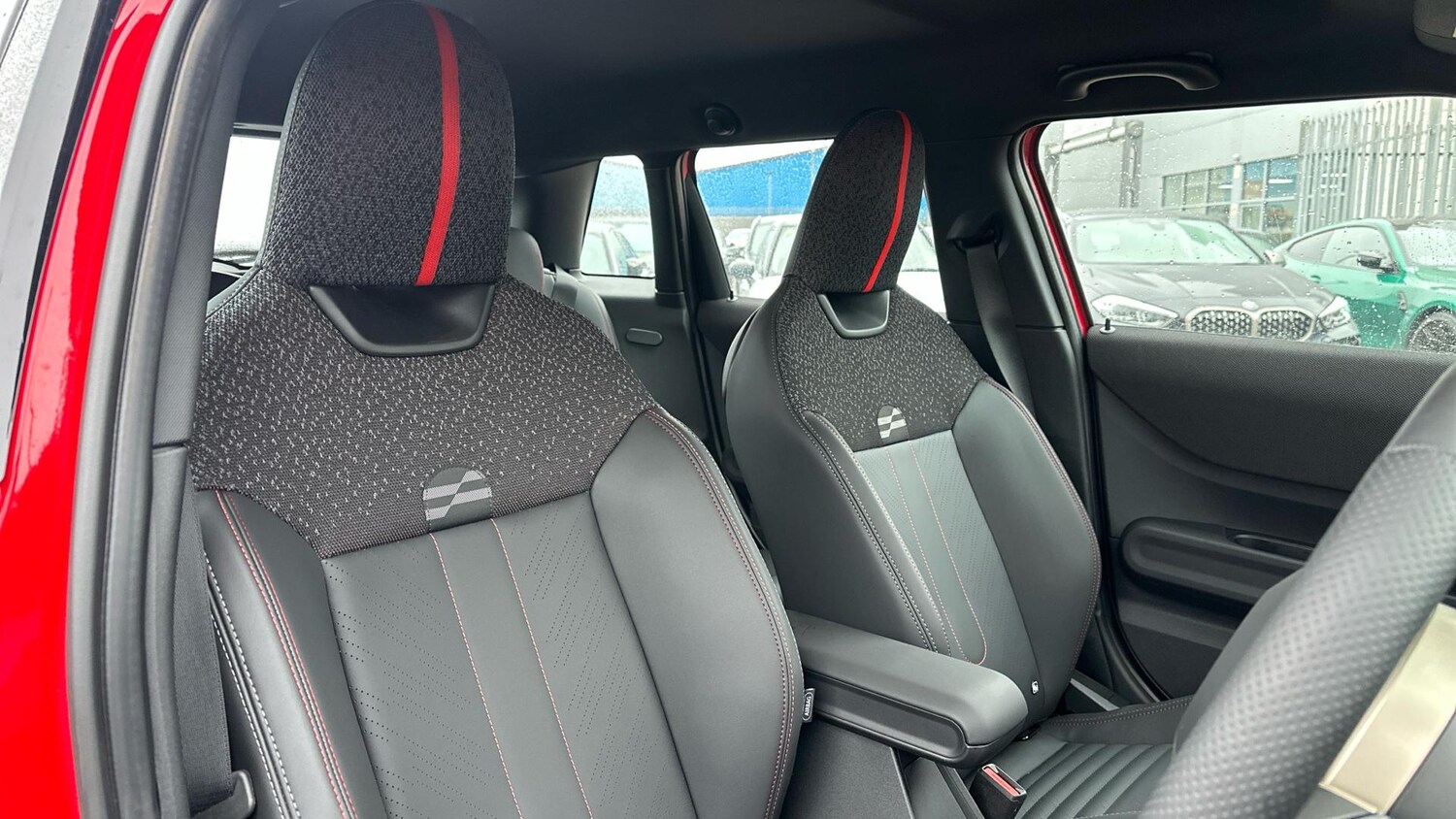 Used MINI Cooper 2024 for sale - 77604730: Photo 11