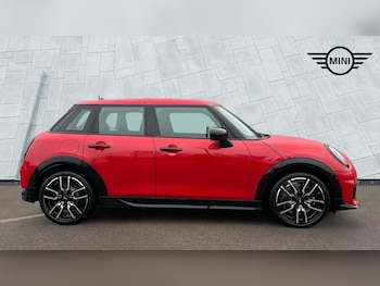 Used MINI Cooper 2024 for sale - 77604730: Photo