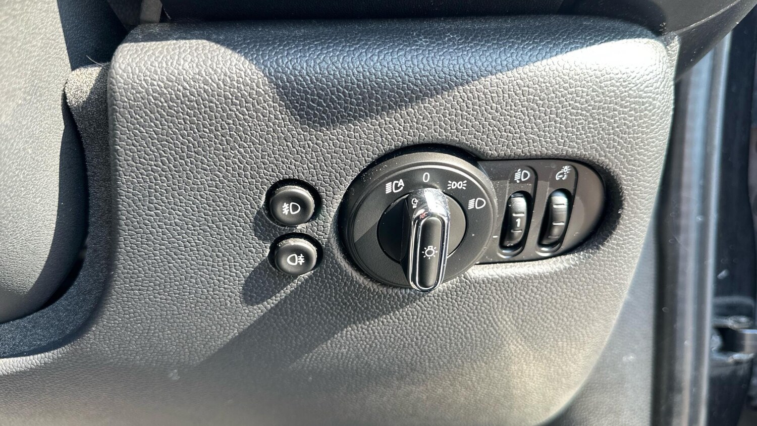 Used MINI Hatch 2019 for sale - 78034152: Photo 28