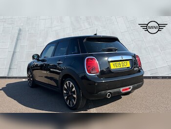 Used MINI Hatch 2019 for sale - 78034152: Photo