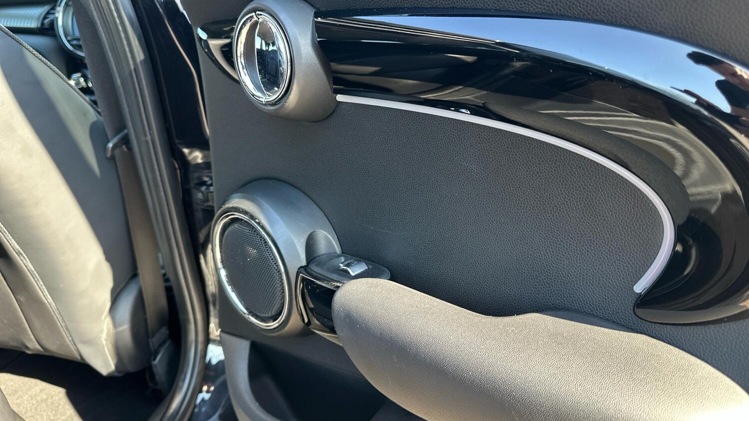 Used MINI Hatch 2019 for sale - 78034152: Photo 40