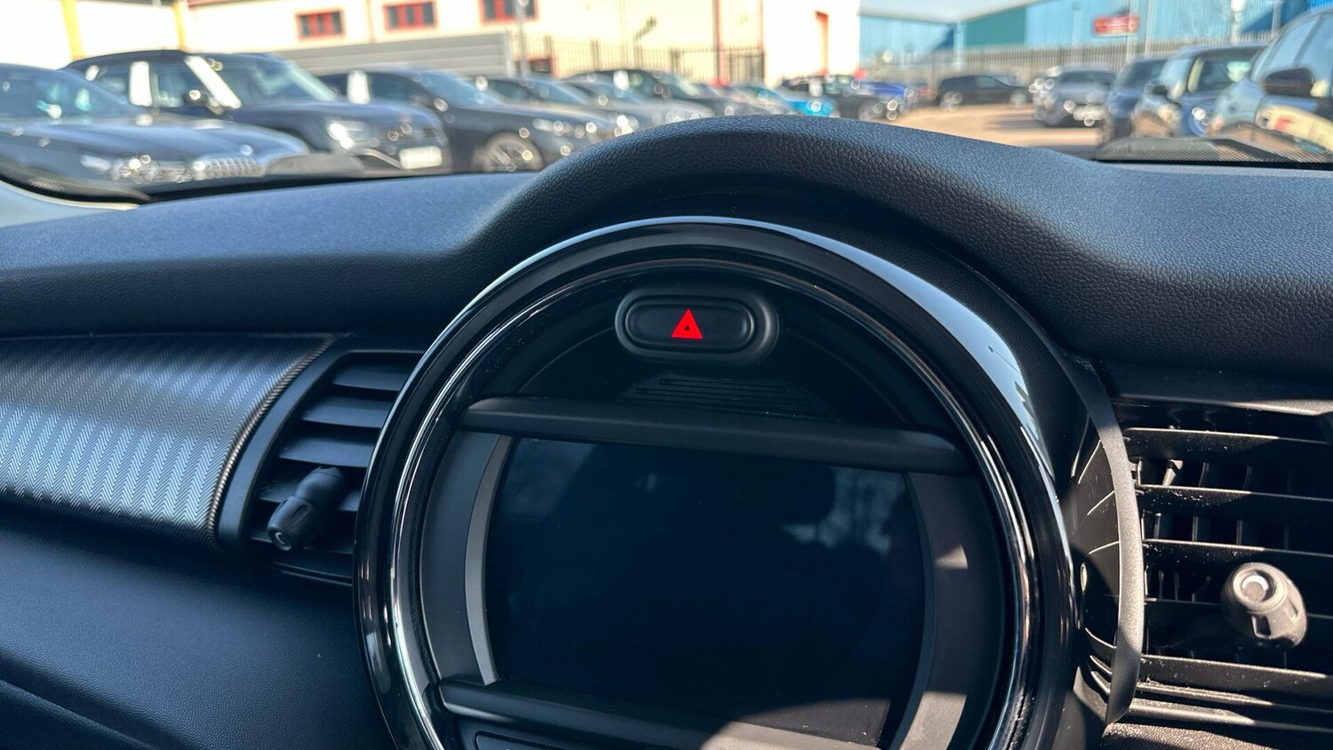 Used MINI Hatch 2019 for sale - 78034152: Photo 41