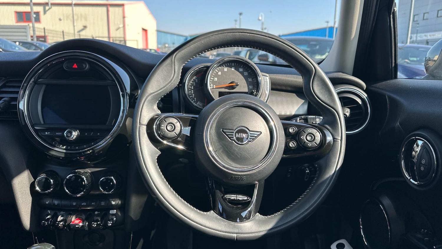 Used MINI Hatch 2019 for sale - 78034152: Photo 5