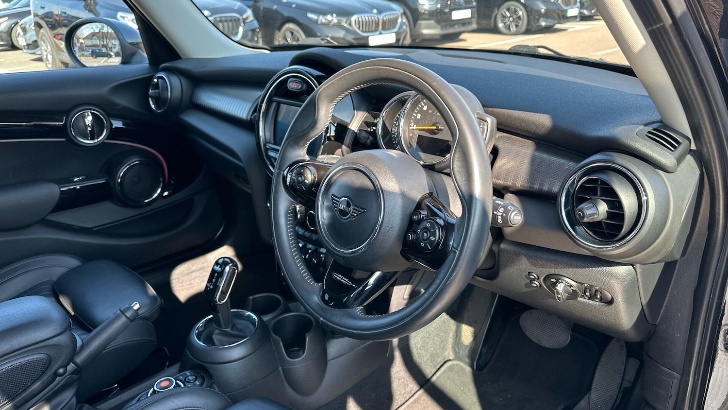 Used MINI Hatch 2019 for sale - 78034152: Photo 6