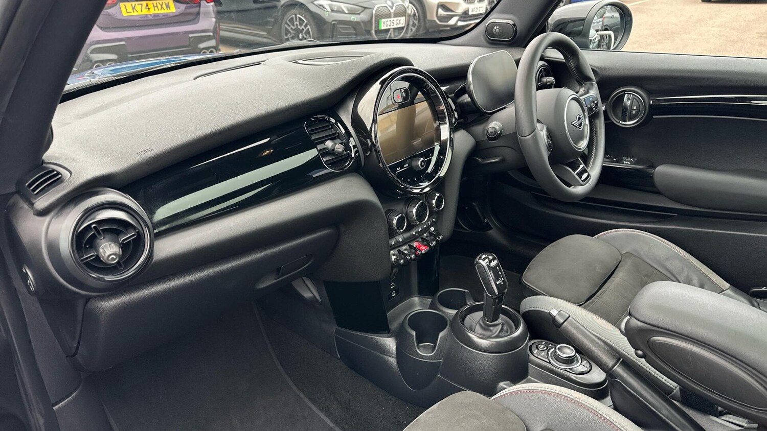 Used MINI Hatch 2023 for sale - 78034056: Photo 7