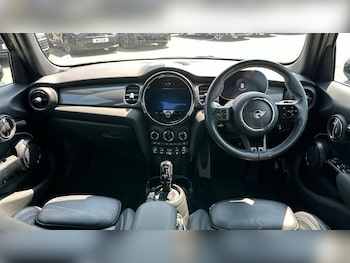 Used MINI Hatch 2023 for sale - 79362187: Photo