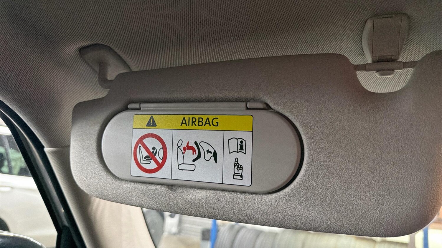 Used MINI Cooper 2024 for sale - 77604747: Photo 40