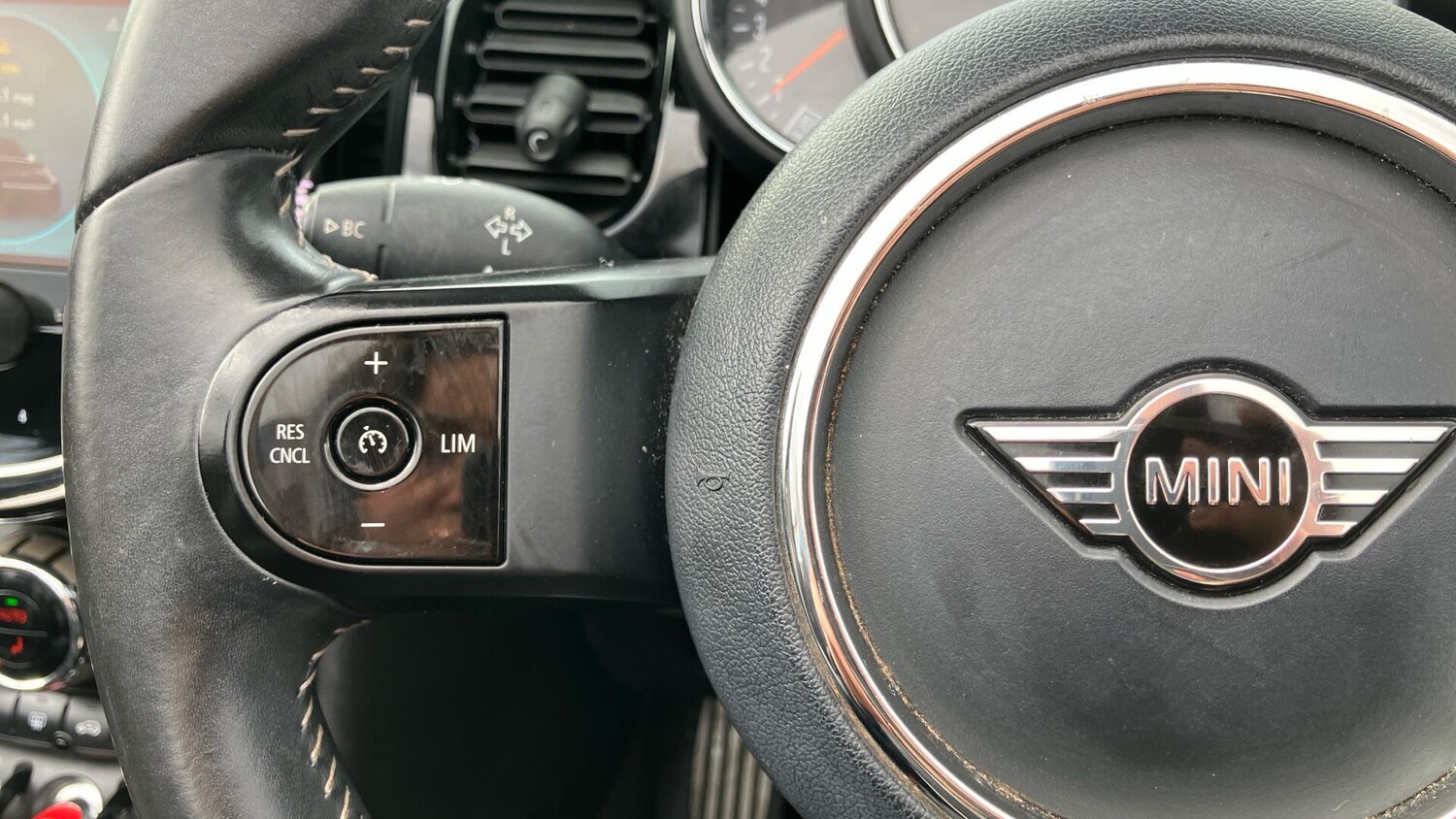 Used MINI Convertible 2022 for sale - 77604746: Photo 17