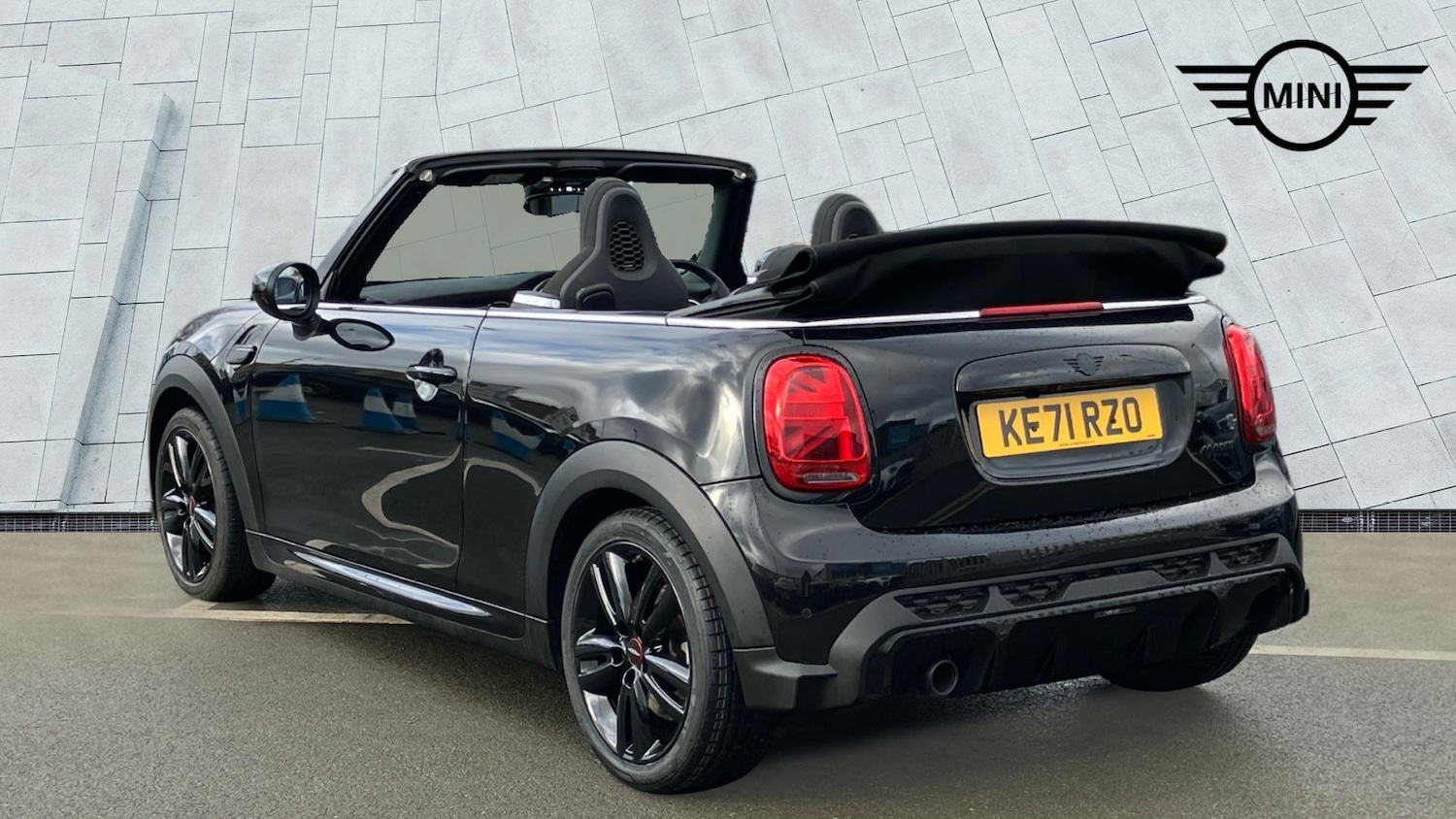 Used MINI Convertible 2022 for sale - 77604746: Photo 2