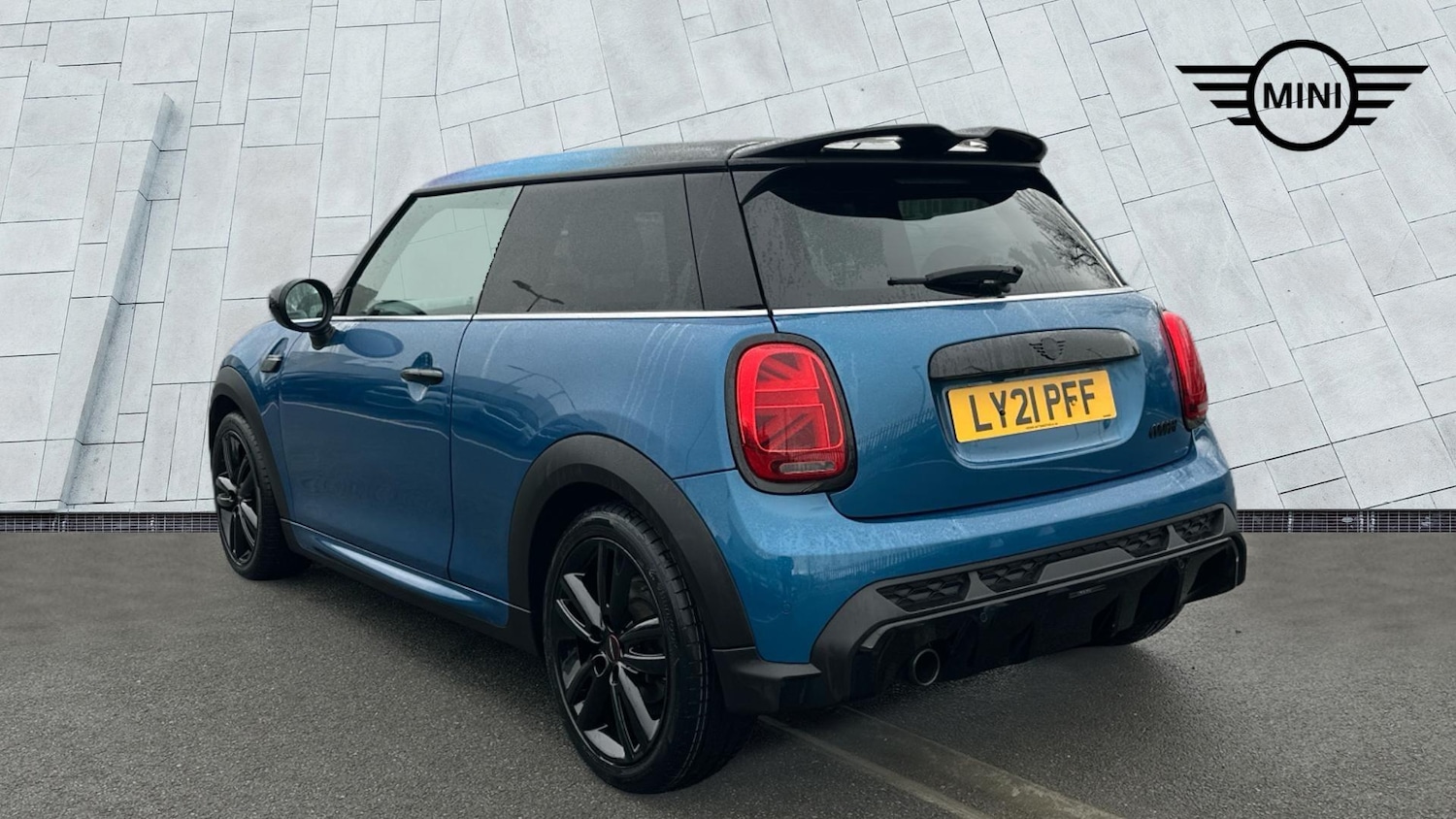 Used MINI Hatch 2021 for sale - 77604726: Photo 2