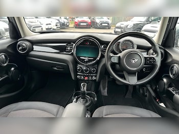 Used MINI Hatch 2022 for sale - 77604697: Photo