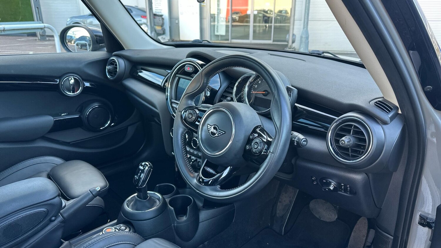 Used MINI Hatch 2020 for sale - 77604758: Photo 6