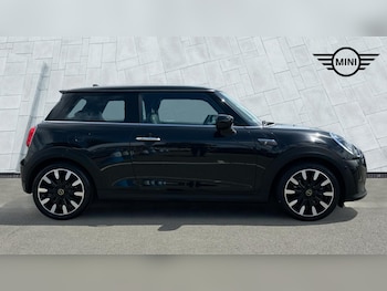 Used MINI Hatch 2022 for sale - 78999399: Photo