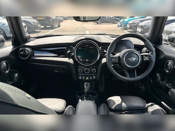 Used MINI Hatch 2022 for sale - 78999399: Photo