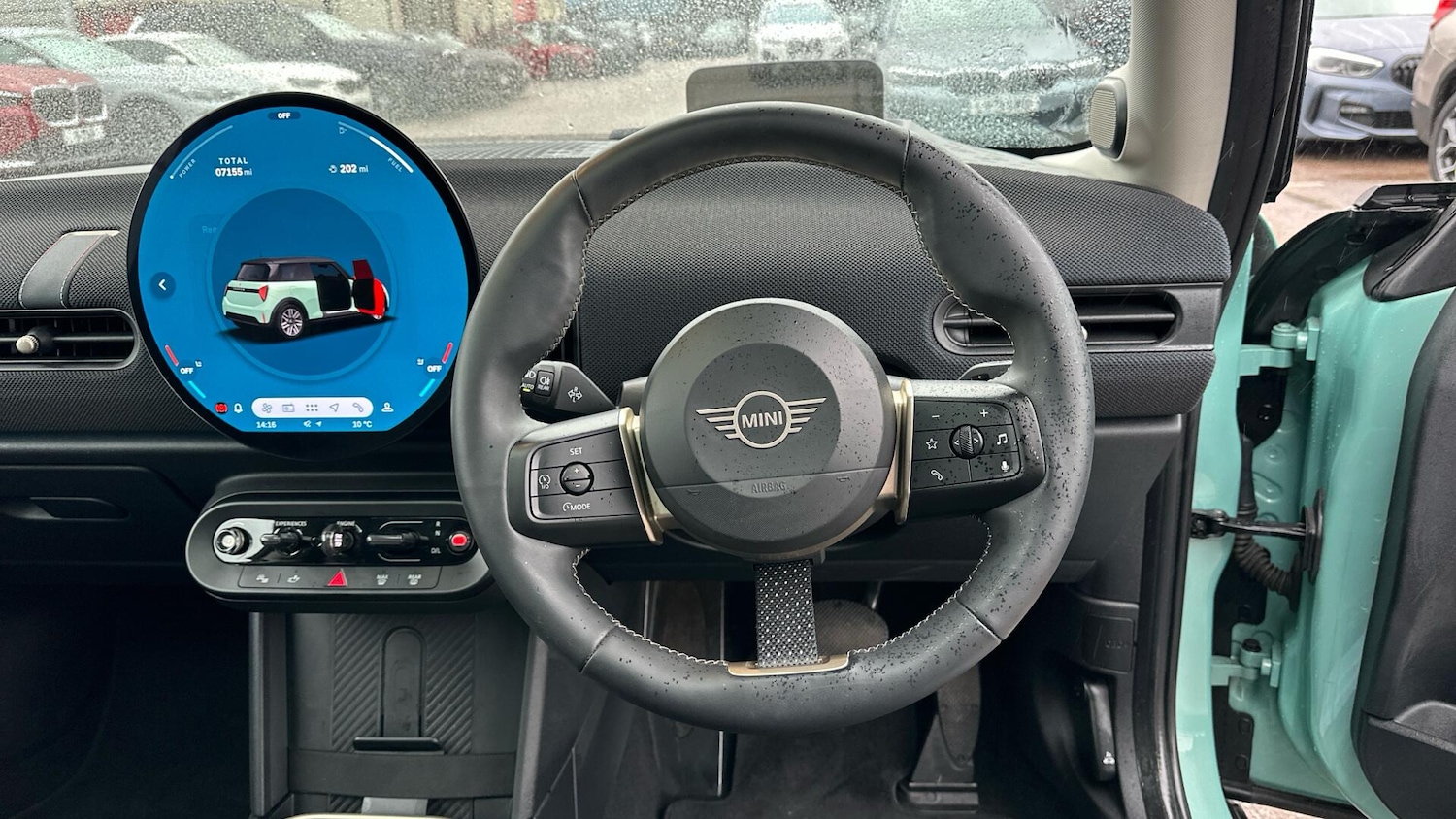 Used MINI Cooper 2024 for sale - 77633941: Photo 5