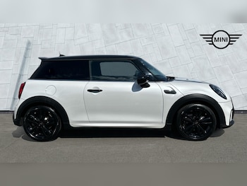 Used MINI Hatch 2024 for sale - 79050014: Photo