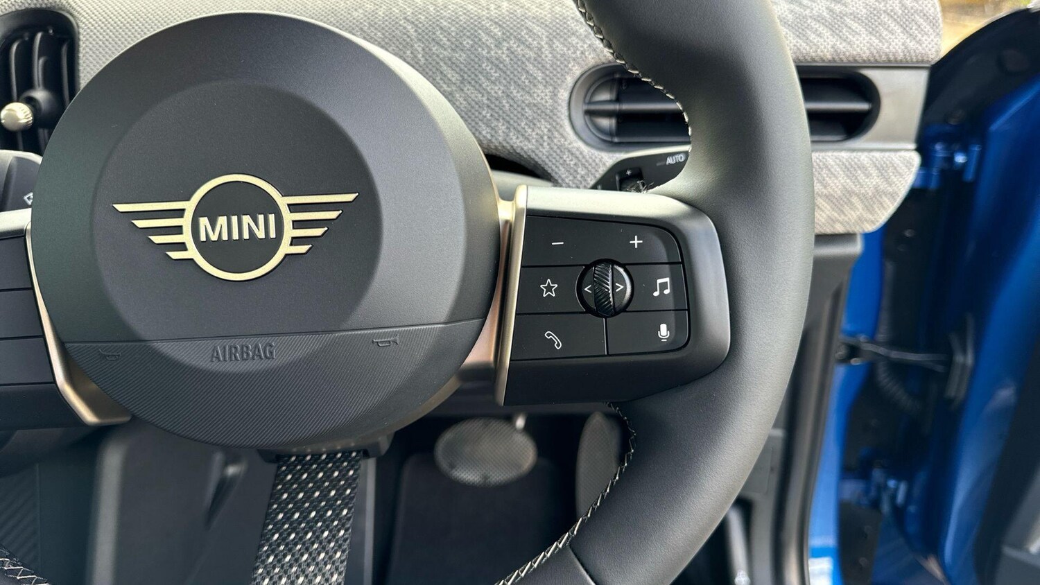 Used MINI Hatch 2024 for sale - 77670494: Photo 18