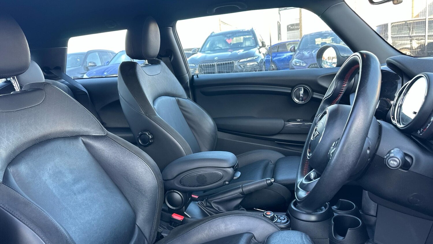 Used MINI Hatch 2019 for sale - 77604739: Photo 11