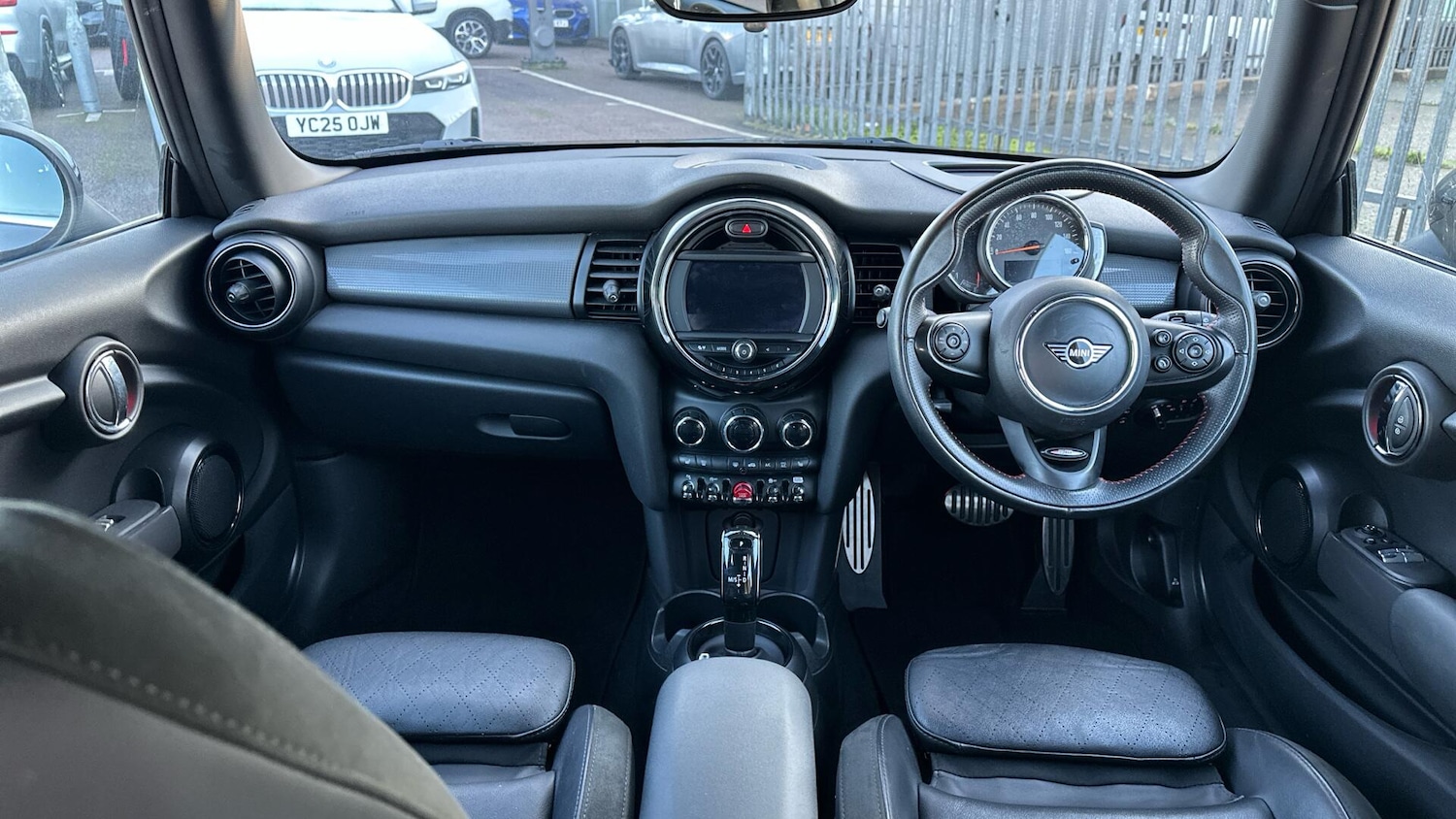 Used MINI Hatch 2019 for sale - 77604739: Photo 4