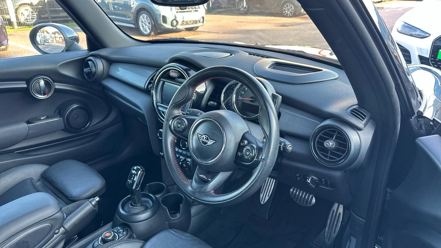 Used MINI Hatch 2019 for sale - 77604739: Photo 6