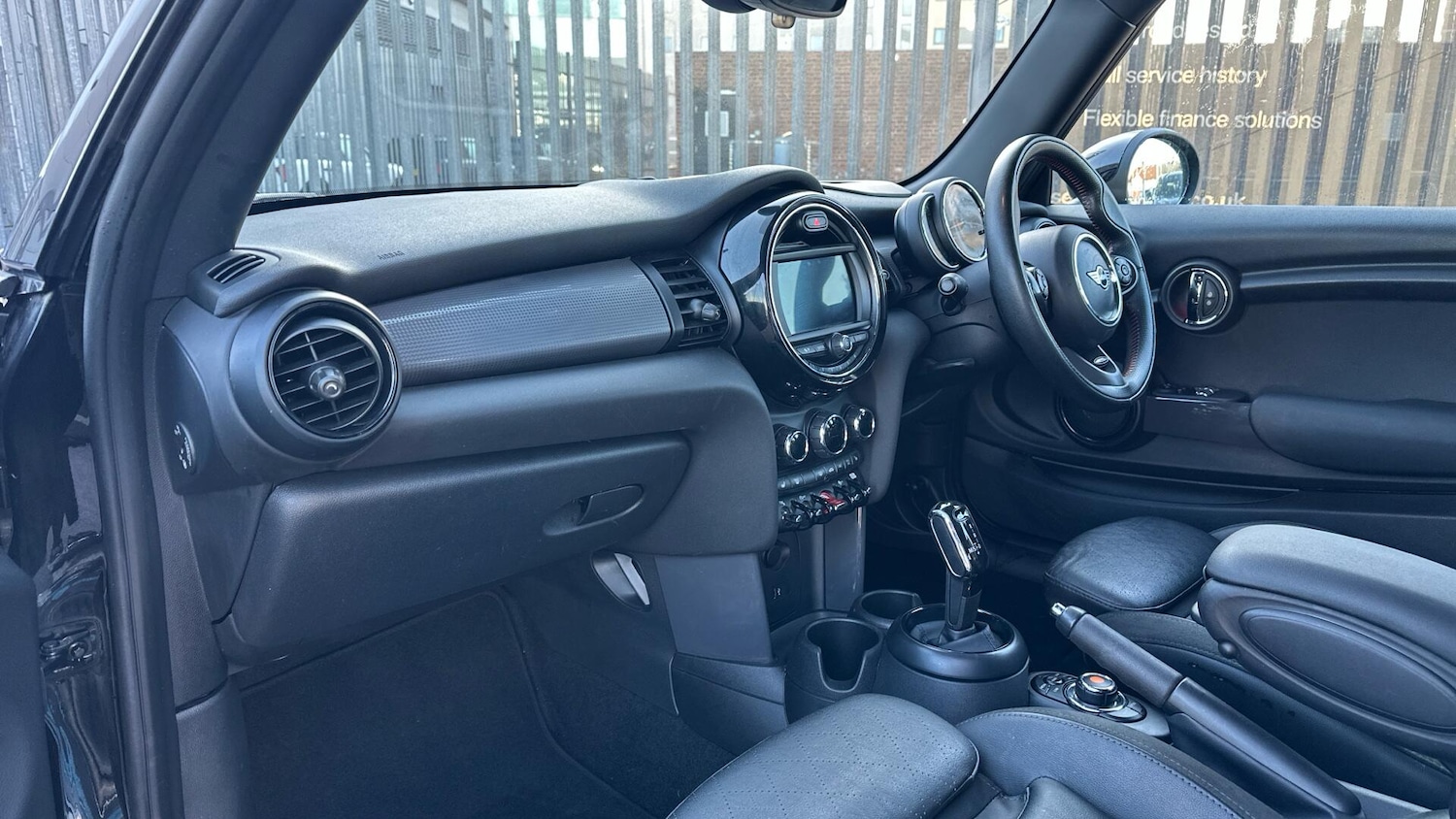 Used MINI Hatch 2019 for sale - 77604739: Photo 7