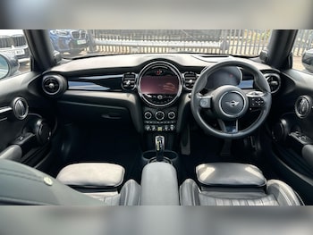 Used MINI Hatch 2022 for sale - 79471706: Photo