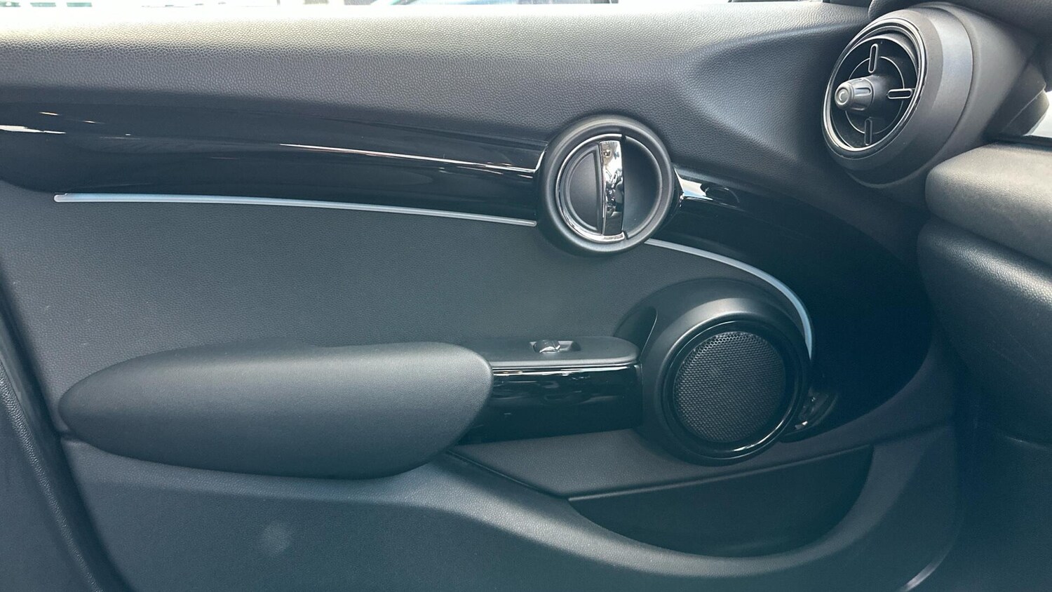 Used MINI Hatch 2021 for sale - 77604737: Photo 39