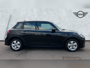 Used MINI Hatch 2021 for sale - 77604737: Photo