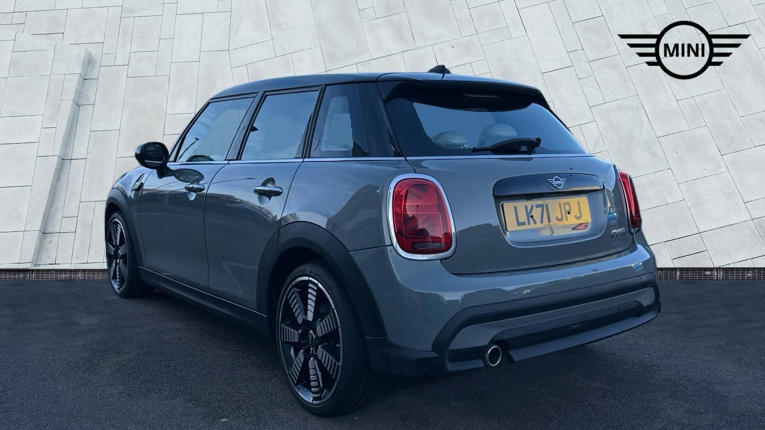 Used MINI Hatch 2021 for sale - 77604694: Photo 2