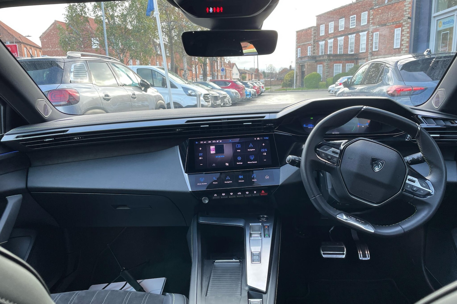 Used Peugeot 308 2024 for sale - 76993997: Photo 8