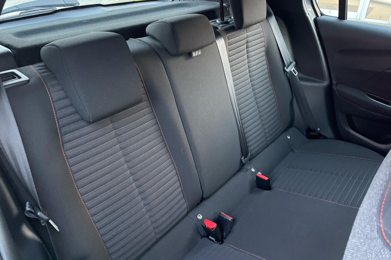 Used Peugeot 208 2022 for sale - 76866381: Photo 7