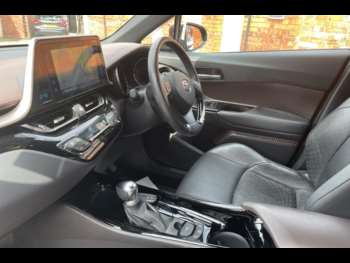 Used Toyota C-HR 2019 for sale - 74958850: Photo