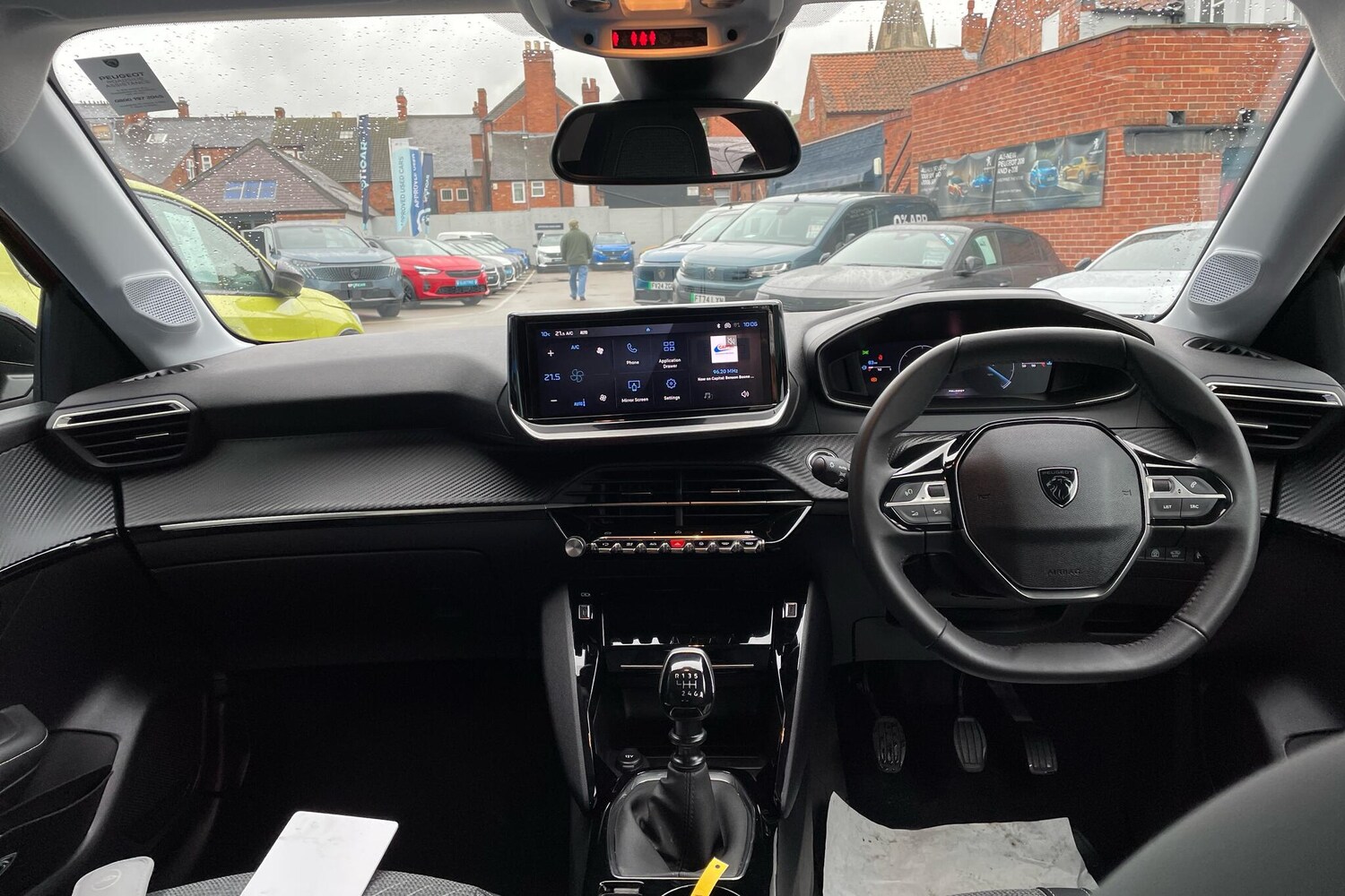 Used Peugeot 208 2024 for sale - 76563240: Photo 8