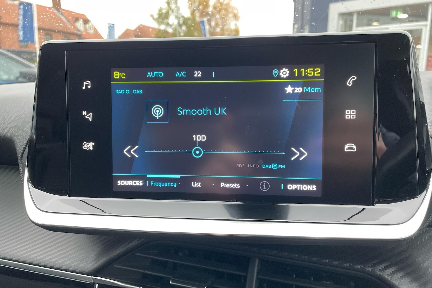 Used Peugeot 2008 2021 for sale - 76898377: Photo 9