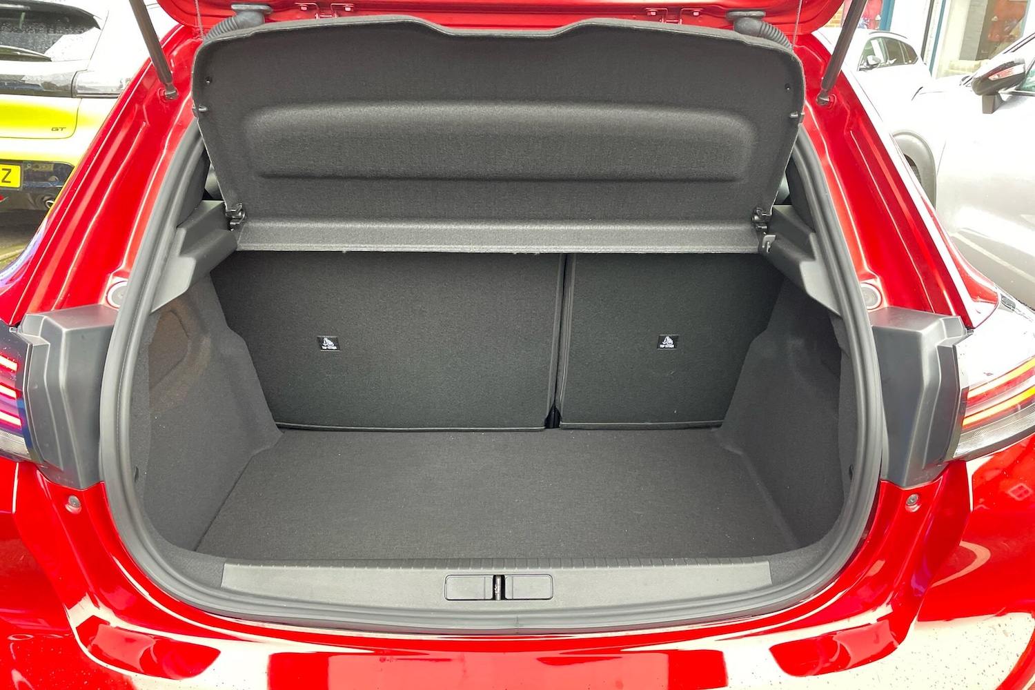 Used Peugeot 208 for sale - 76995543: Photo 5