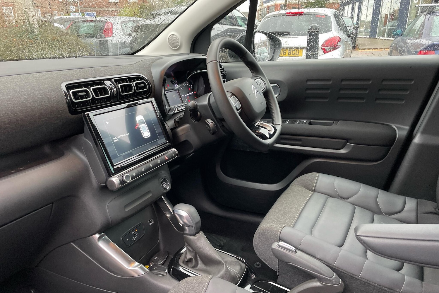 Used Citroen C3 Aircross 2024 for sale - 76800805: Photo 2